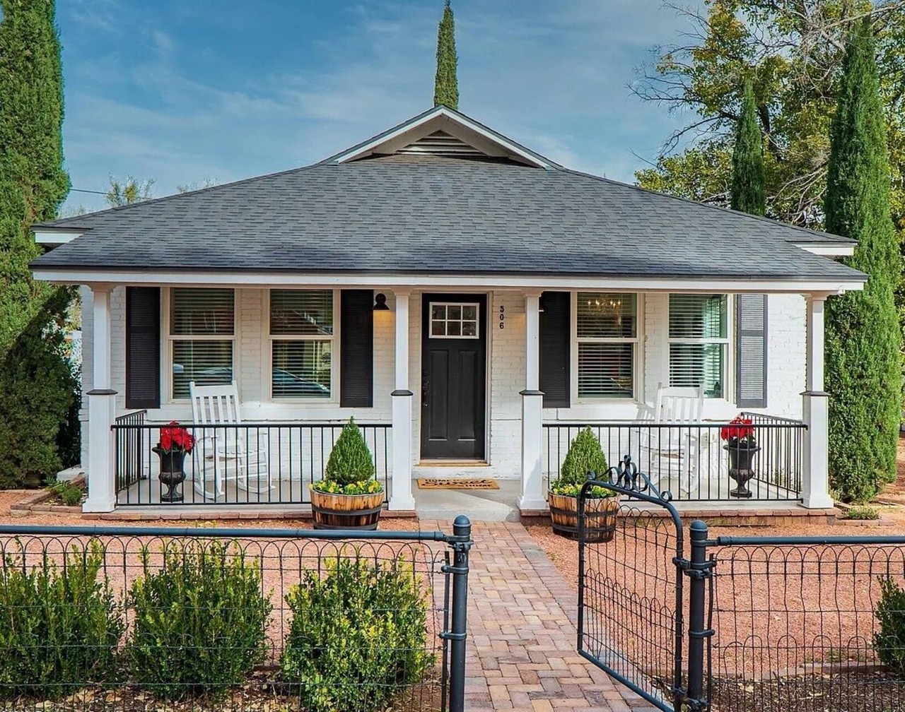 Luxury Meets Historic in This Boutique One of a Kind Clarkdale Getaway 1