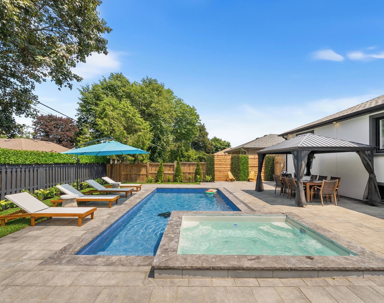 Luxury Spa Escape with Pool & Jacuzzi [near Bathurst & Sheppard, Rogers Stadium] 1