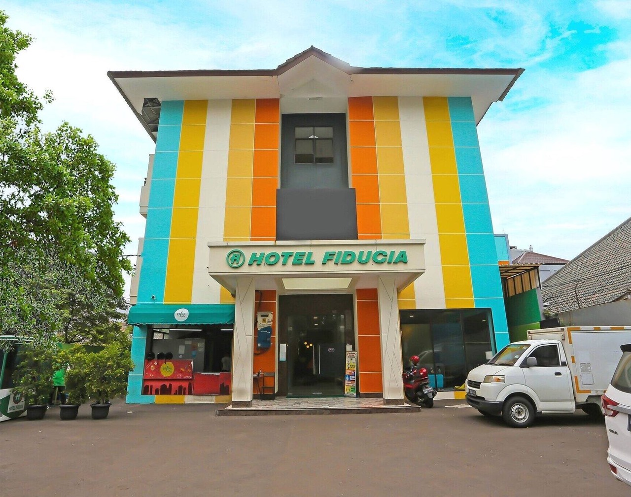 Luxury Twin Stay with Free WiFi and Parking 1