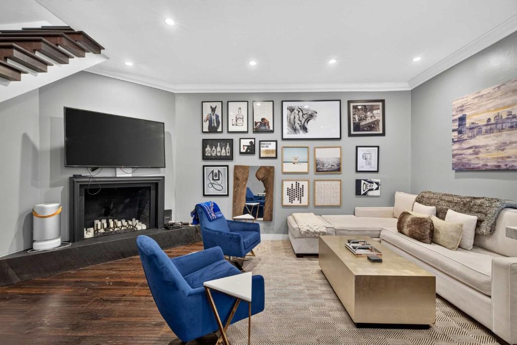 Luxury WeHo Chateau Townhome Near the Sunset Strip 1
