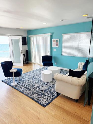 Malibu Private Beach Apartments 1