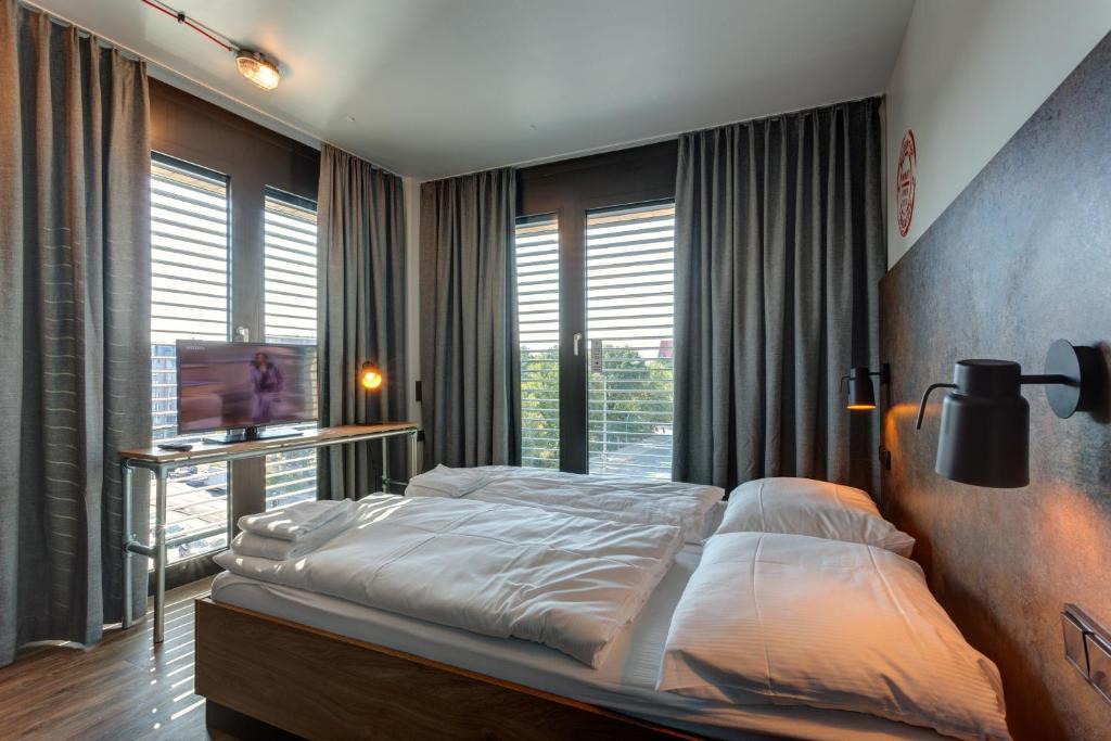 MEININGER Hotel Berlin Tiergarten 1