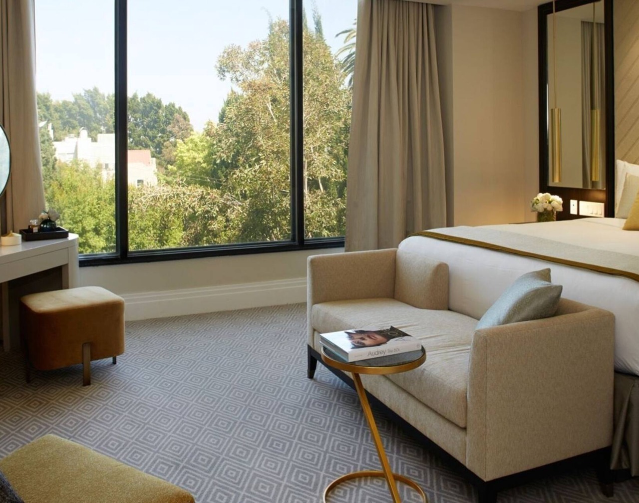 Metropolitan One Bedroom Suite at The London West Hollywood, Free Breakfast 1
