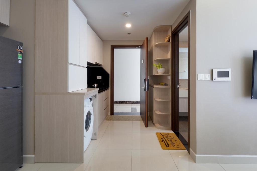 MH Apartment- Tresor- spacious and cozy center D4 1