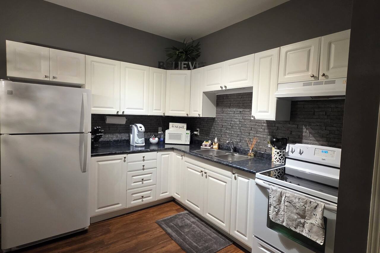 Mjd Place & Executive Suites 1