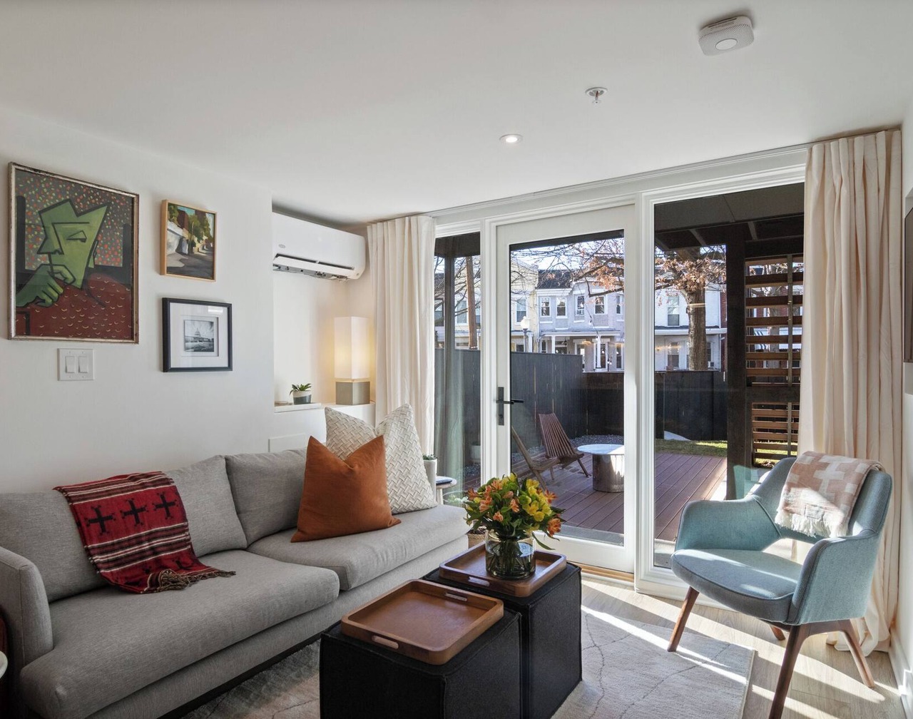 Modern 2 Bedroom City Retreat 1