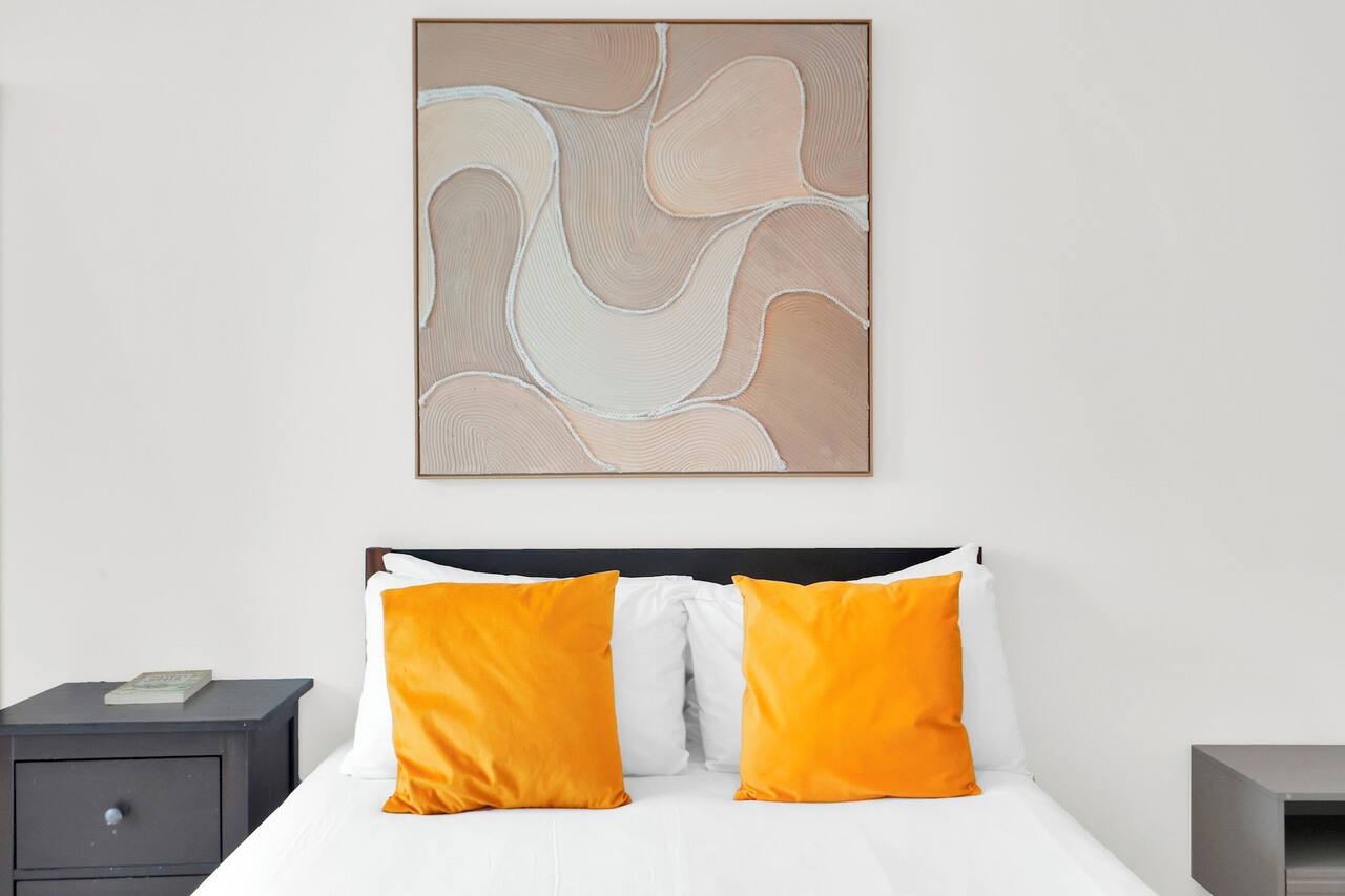 Modern 4Bed 3Bath Balcony Apartment in Shoreditch - Pass the Keys 1