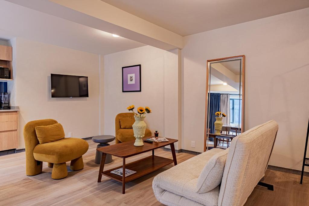 Modern Chic Loft in Historic Center casaXúla 1