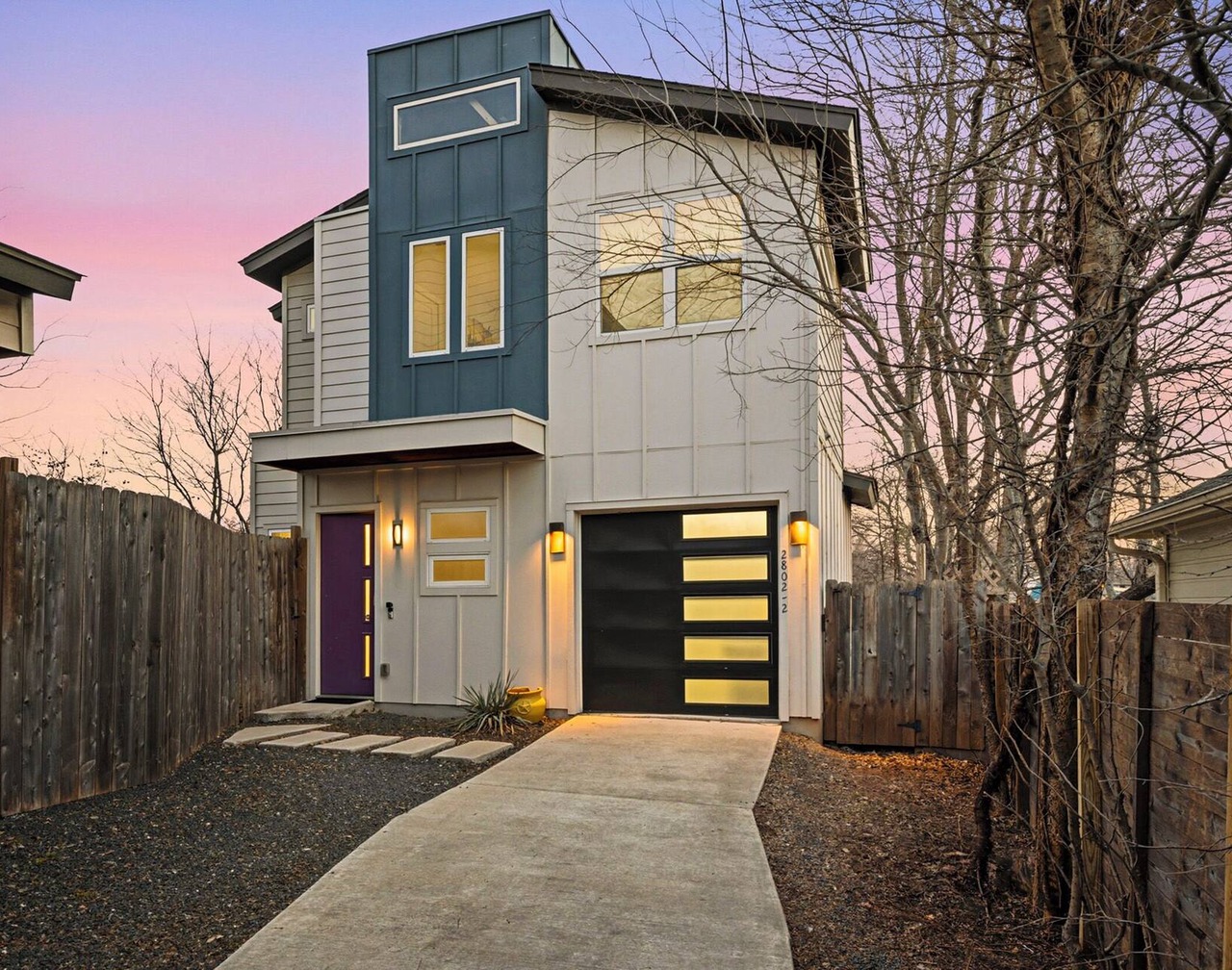 Modern East Austin Home-1 King Room-Game Room 1