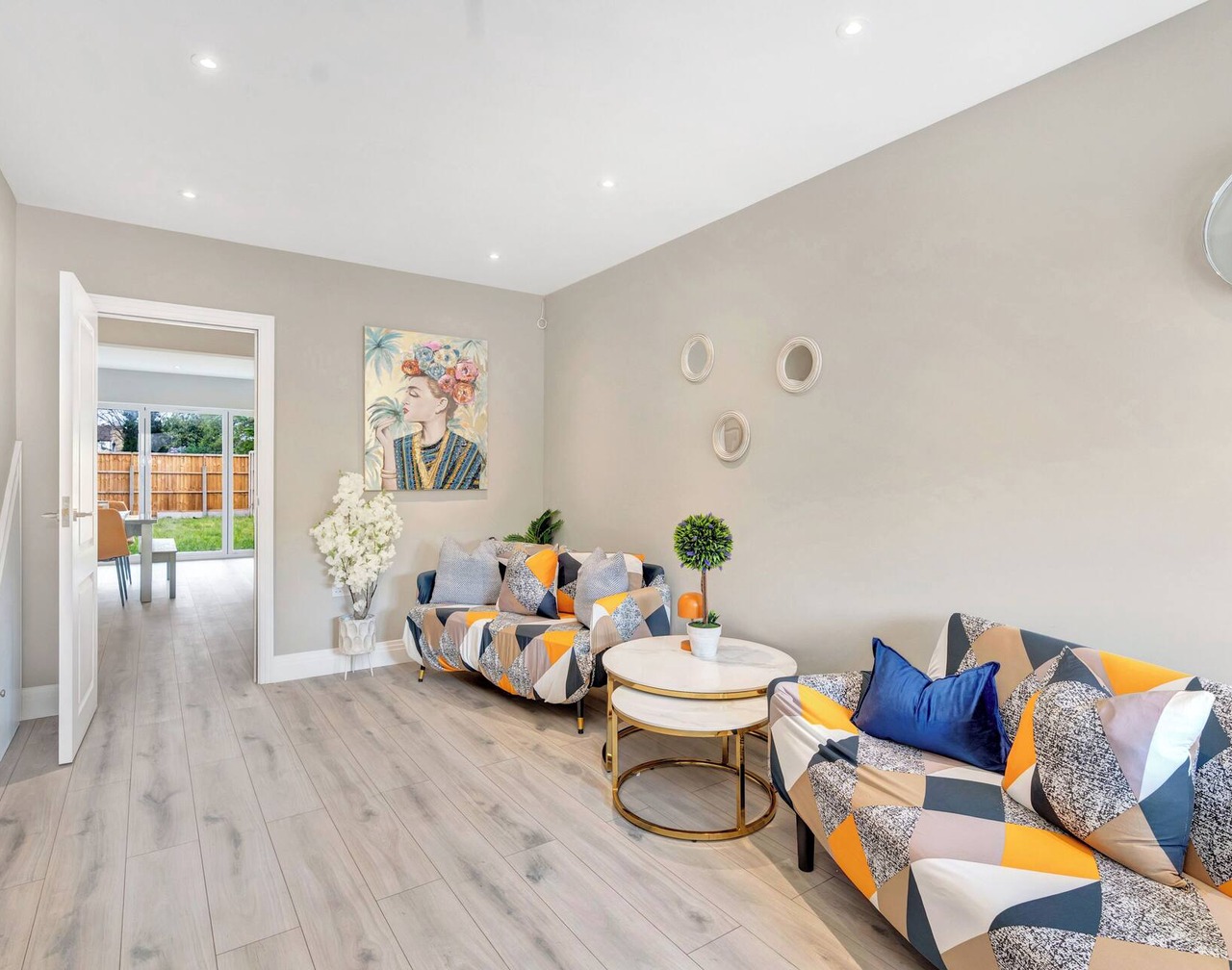 Modern Luxury 5 minutes from Heathrow Airport 1