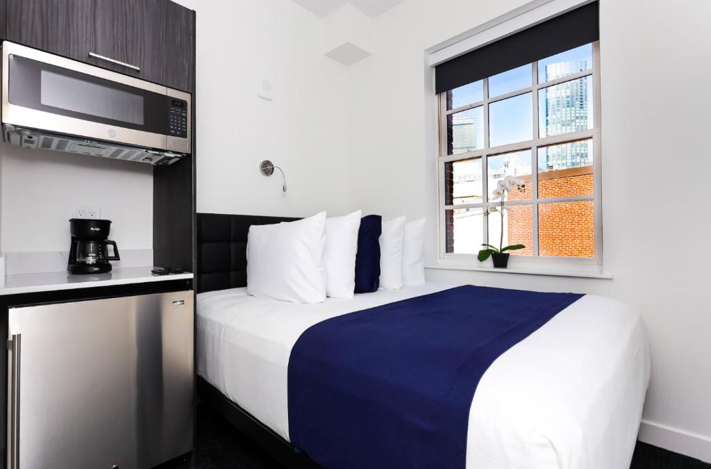 Modern Studio in Historic Boston - Unit #401 1