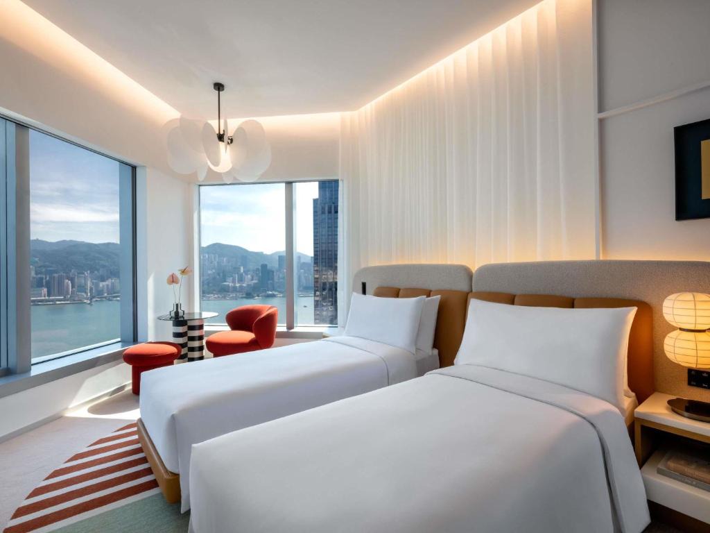 Mondrian Hong Kong 1