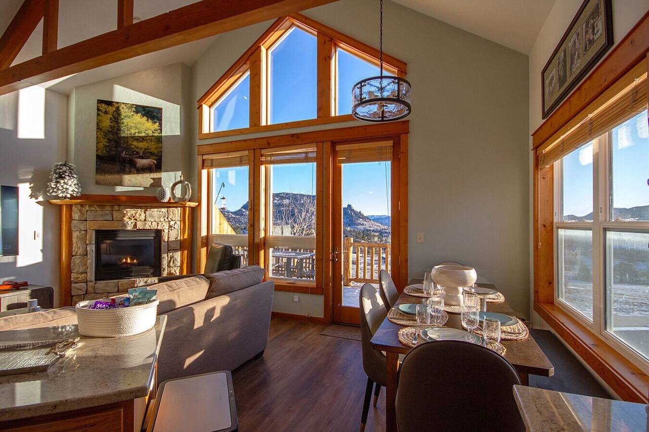 Mountain View Condo w/Hot Tub 1