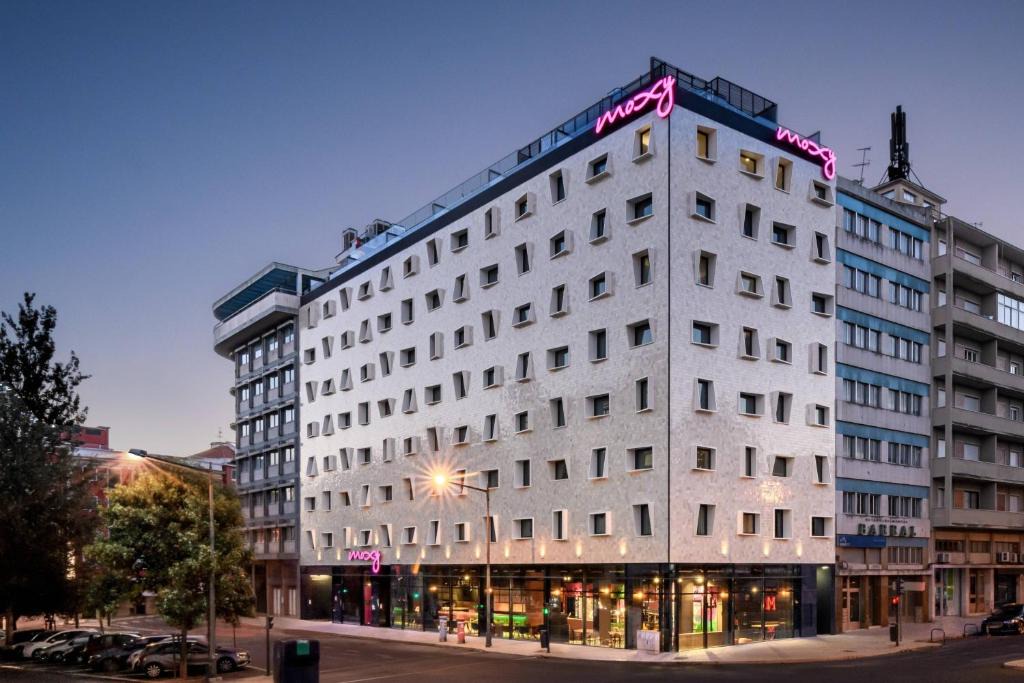Moxy Lisbon City 1