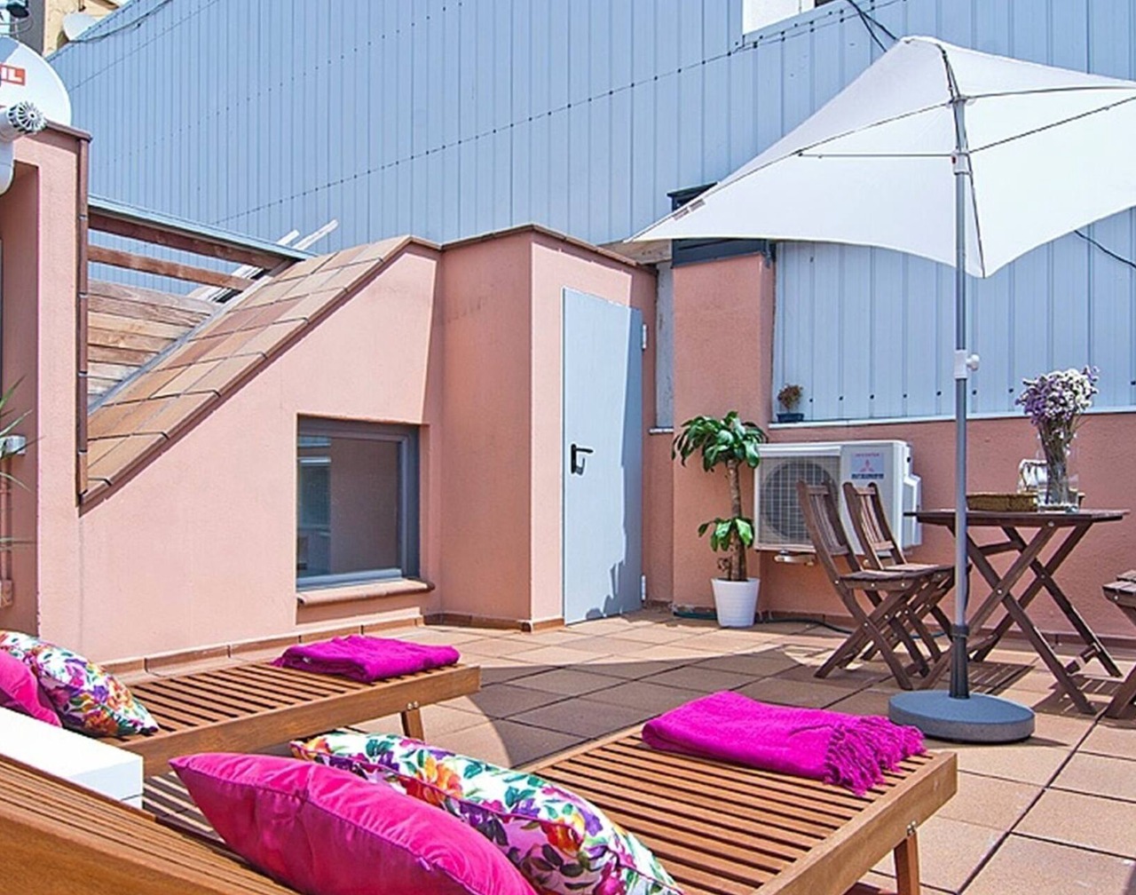 My Space Barcelona penthouse in Gràcia with terrace and pool for 6 pax 1