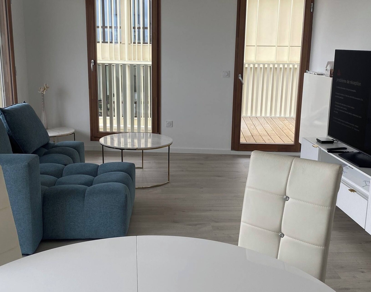 New apartment with parking. La Défense near RER and Paris. Rooftop 1