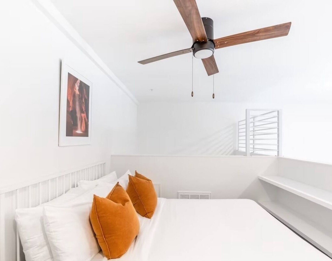 NEW Modern Urban Condo in Vibrant Downtown East ATX - Prime Location! 1
