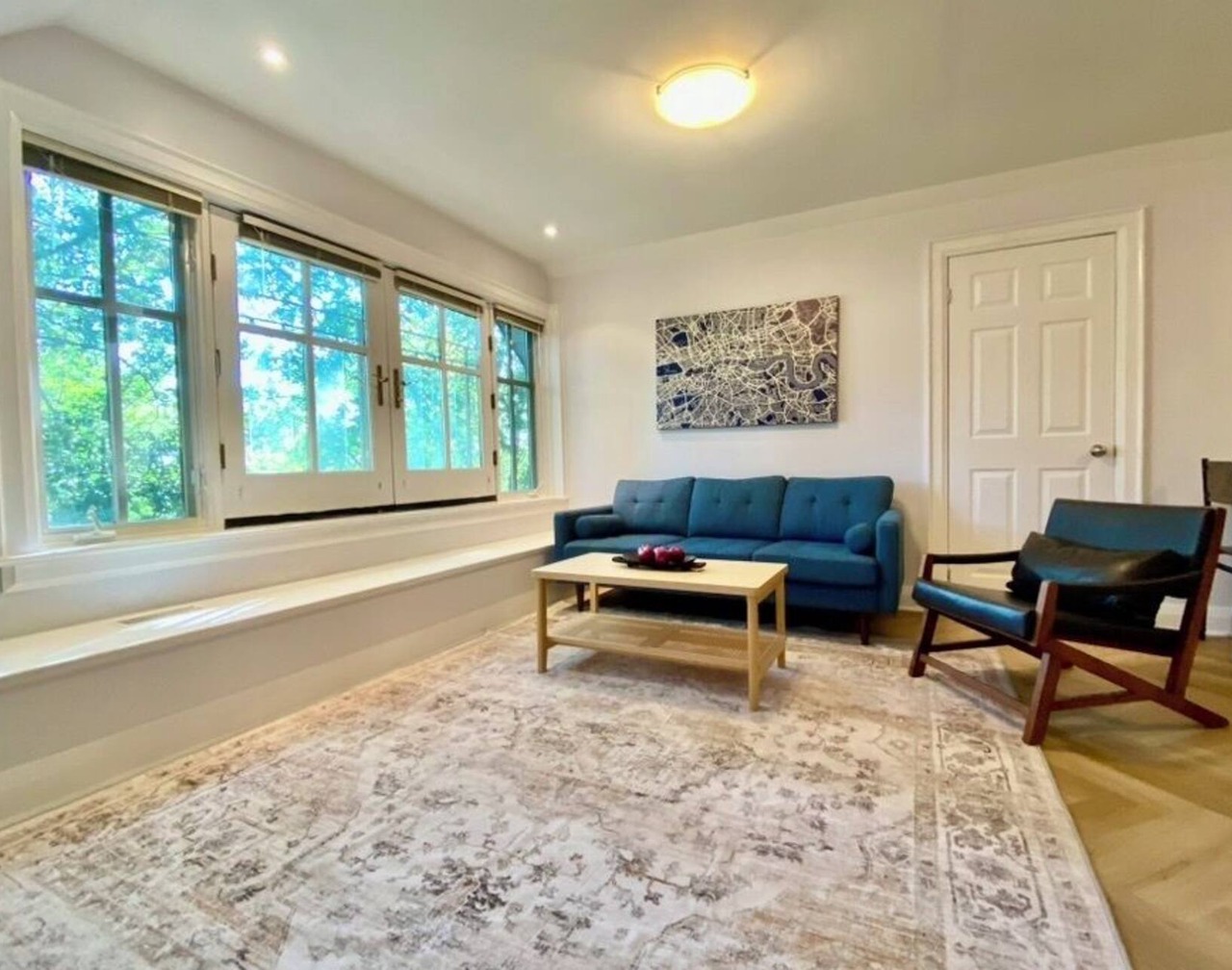 Newly Available 3rd-Floor Suite with Beach & Lake Access 1