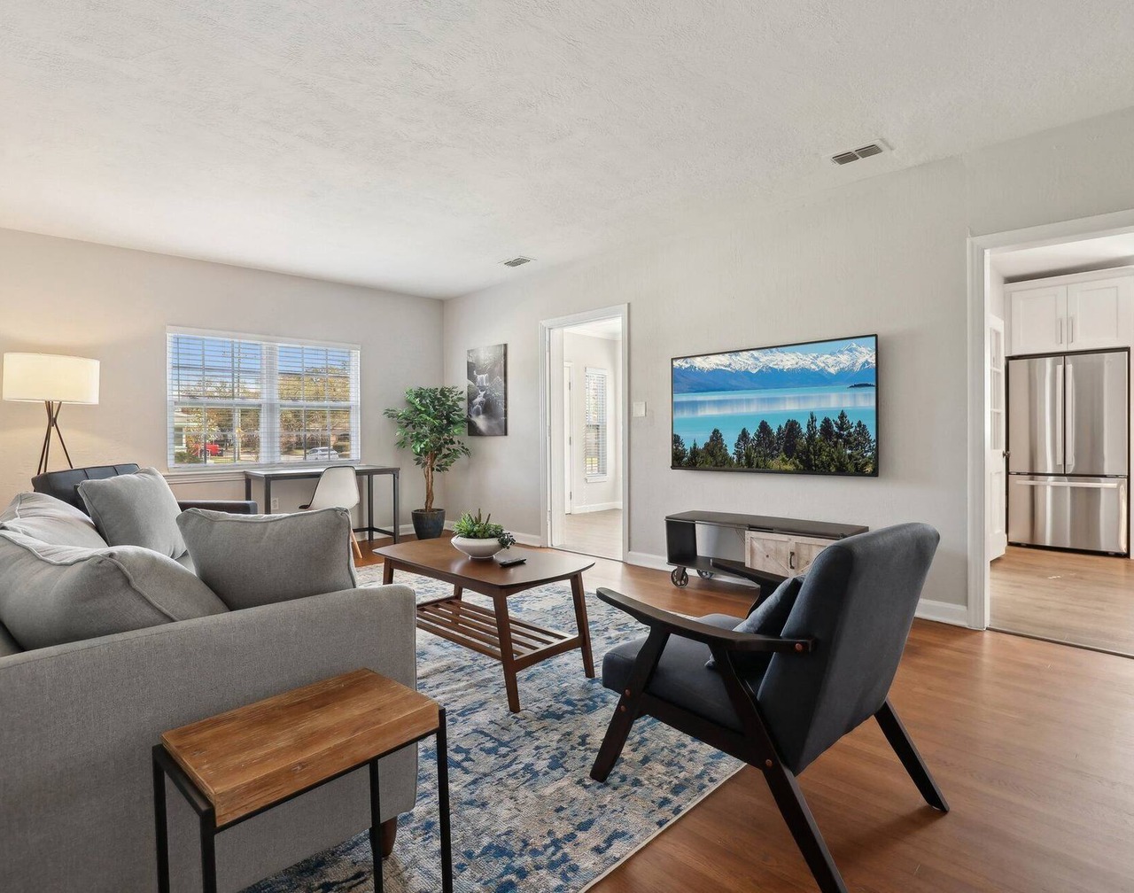 Newly Remodeled 1BR/1BR College Park Near Downtown Sleeps 6 1