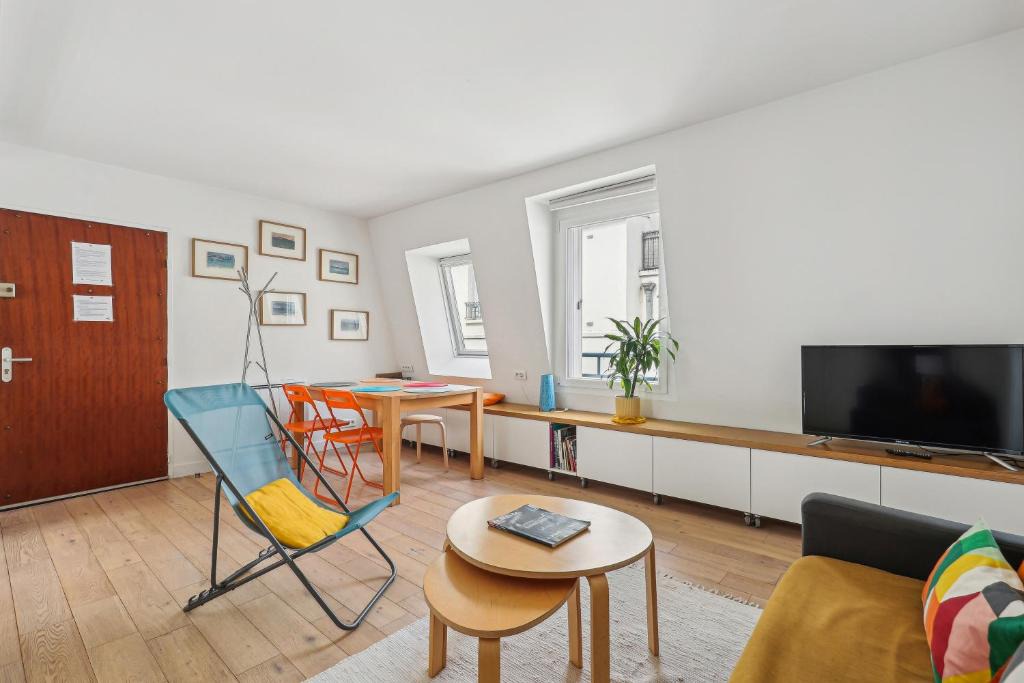 Nice apartment in the heart of Paris by Weekome 1