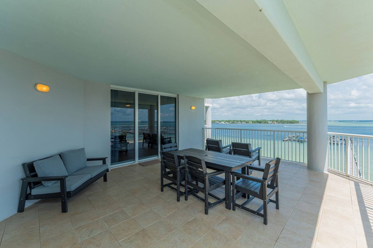 O601 Oversized Bayside Luxury | Pool Table | Lazy River & Resort Pools 1