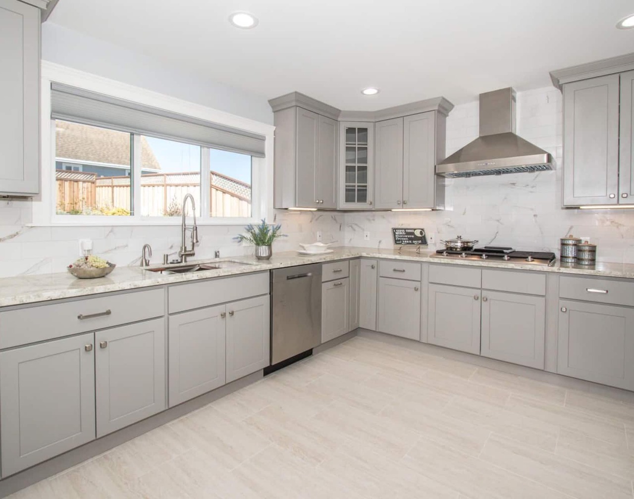 Ocean-view 5BR near SF — sleeps 25 1