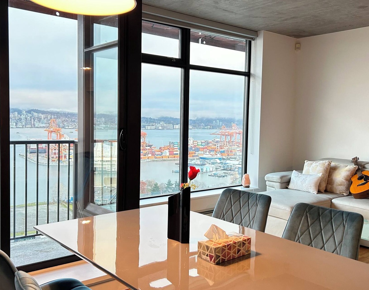 Ocean View Condo . Downtown Vancouver 1