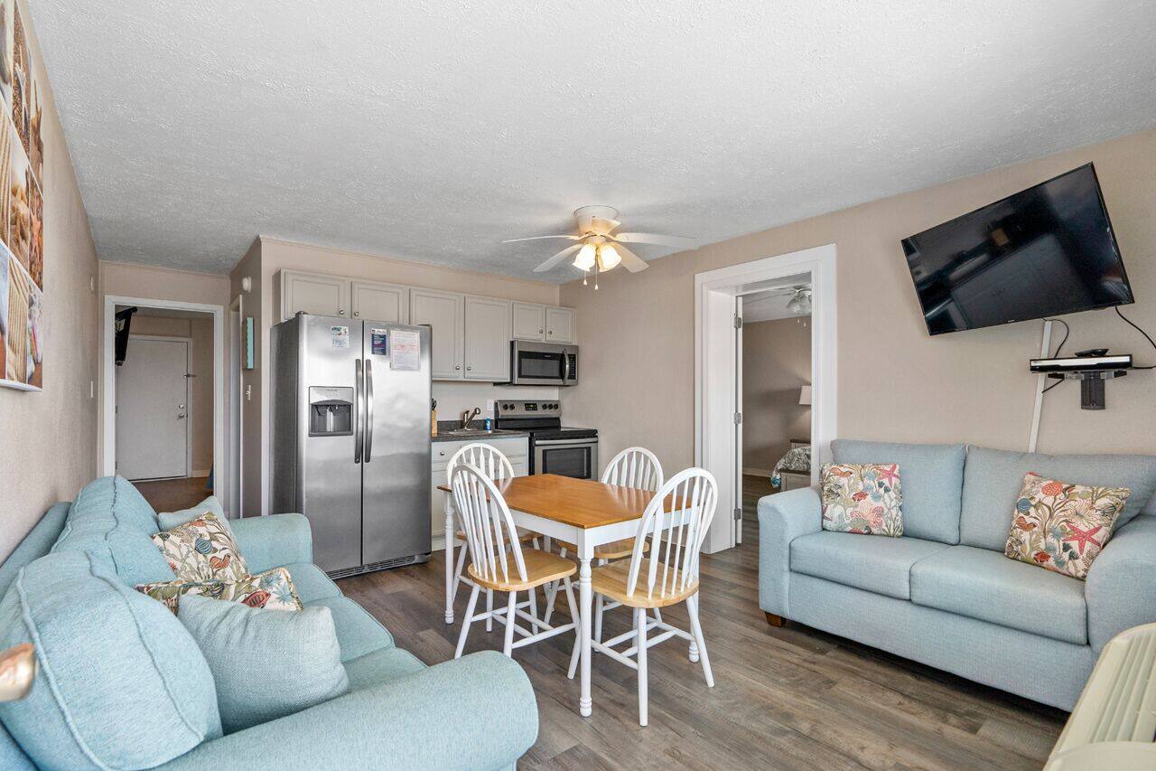 Oceanfront 3BR Ground-Floor Patio King Ste Small Dog Friendly Blue Mist 102 1