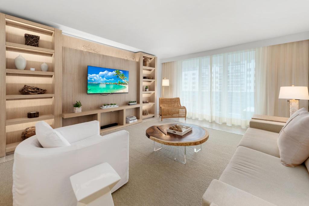 Oceanview Private Condo at 1 Hotel & Homes -1408 1