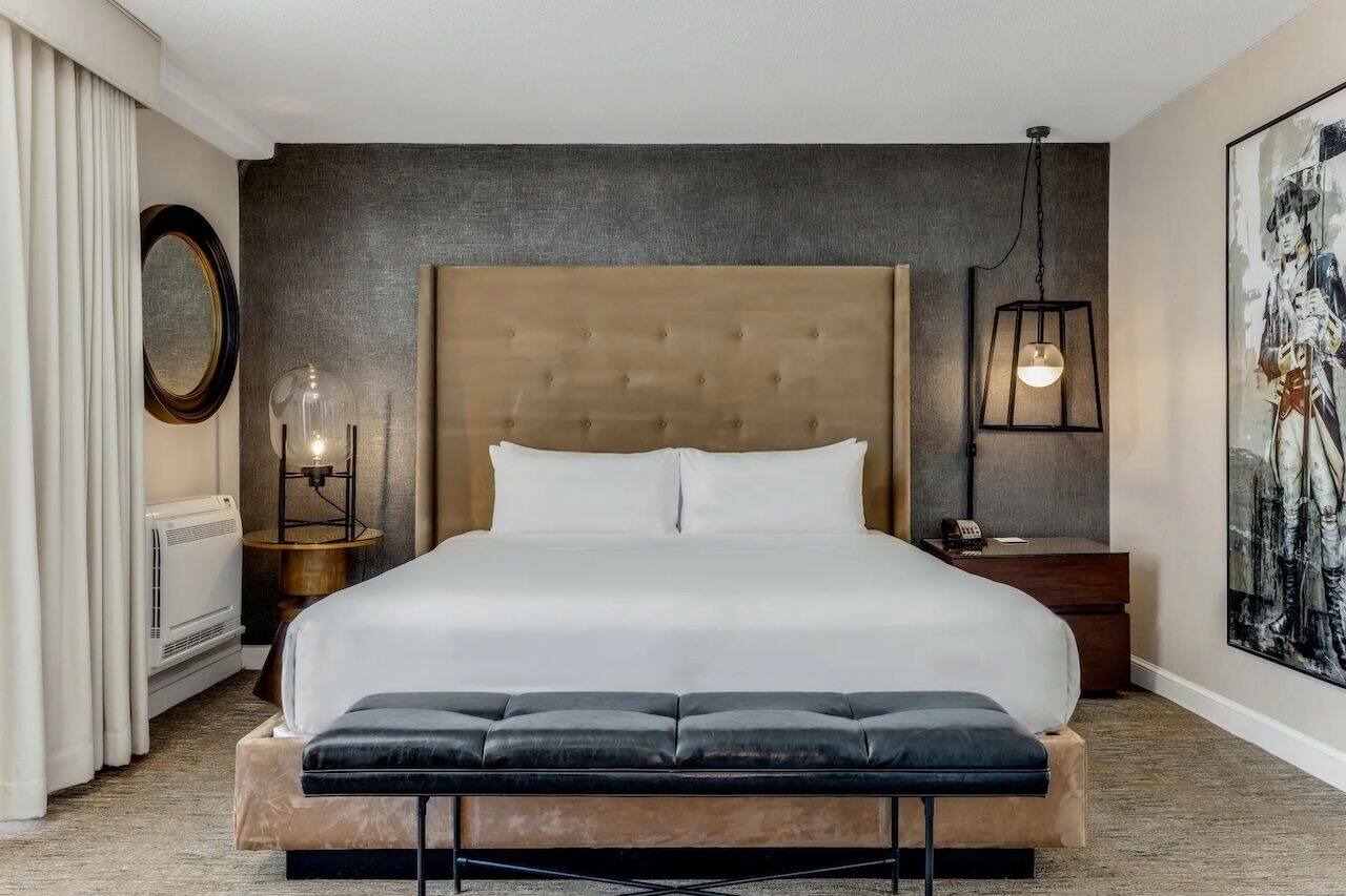 One Bedroom Suite King Bed, Revere Hotel, Pet-friendly, Copley Square - 0.7 mile 1