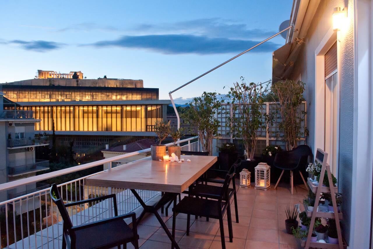 Panoramic Acropolis View Deluxe Penthouse, next to metro 1