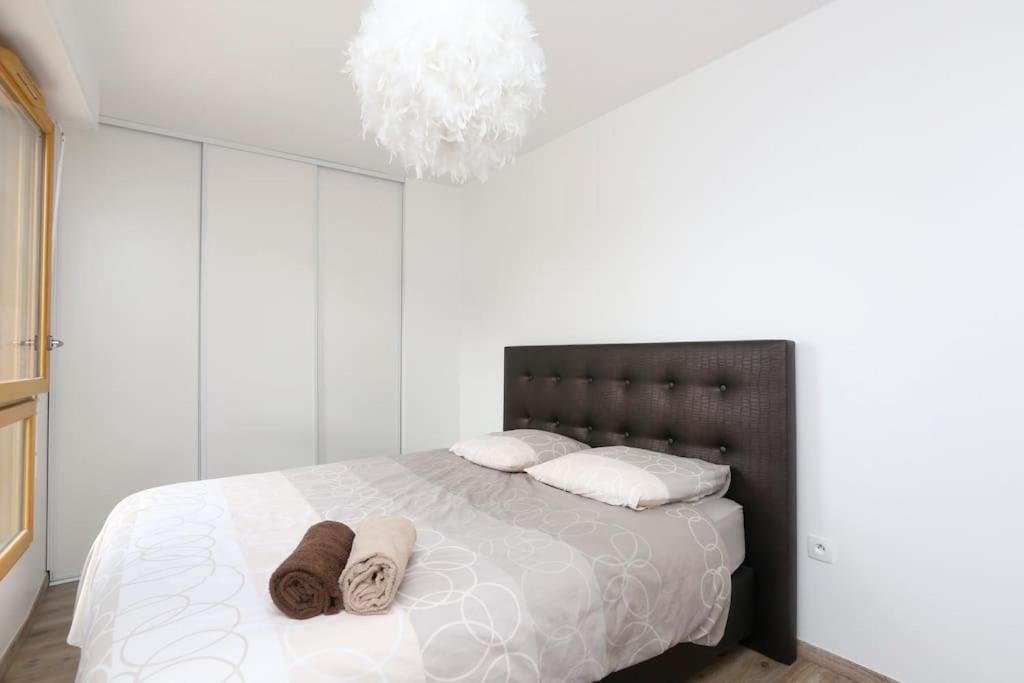 Paris-Stade De France 3 rooms Parking Metro 1
