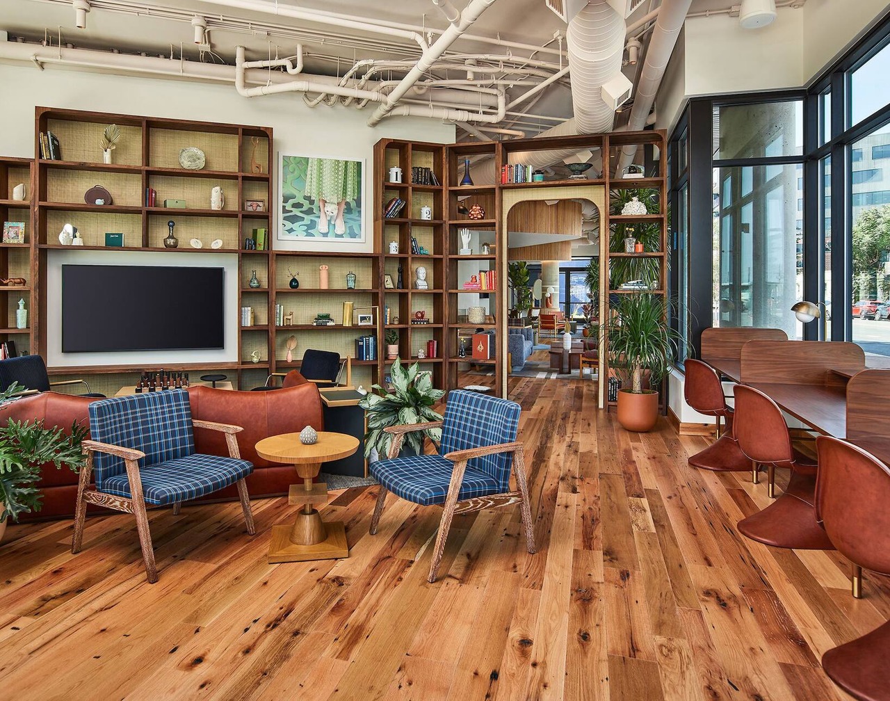 Pet Friendly + Accessible Flat | Rooftop Views 1