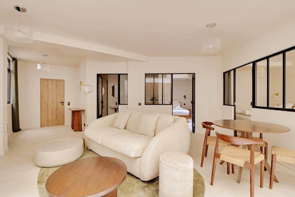 Pick A Flat's Apartments in Montparnasse - Rue La Falguière 1