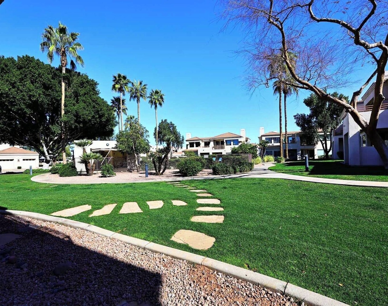 Pool Side, 1st Floor, Lake Subdivision, Walkable, Pet Friendly, Family Friendly 1