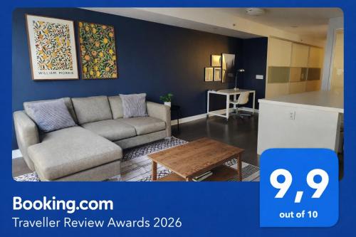 Queen St West Haven - Modern Loft, Downtown Toronto, Free Parking 1