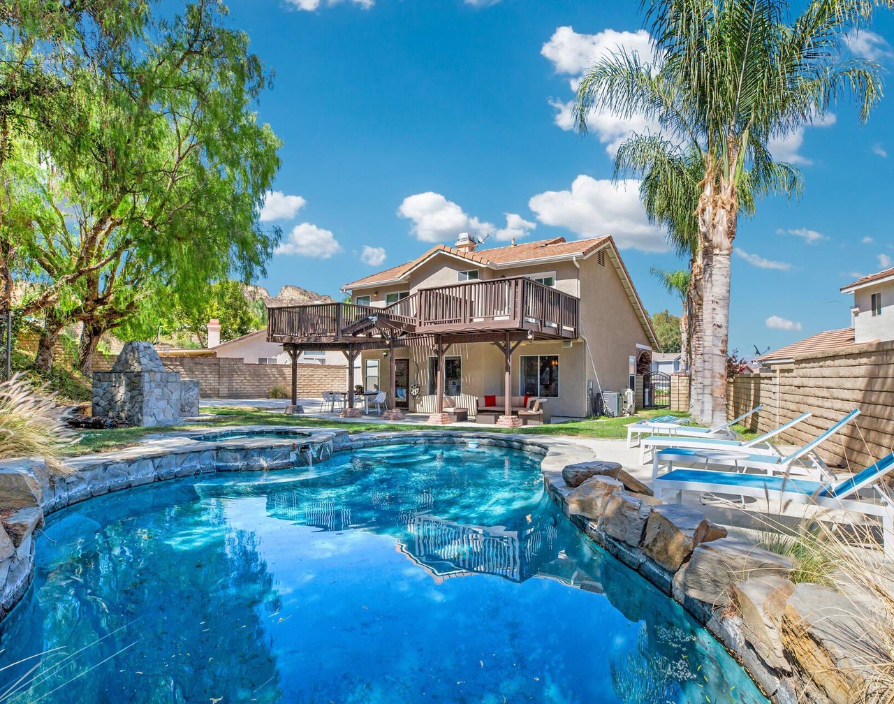 Quiet Amazing LA Suburb Perfect Vacation Paradise - Castaic 1