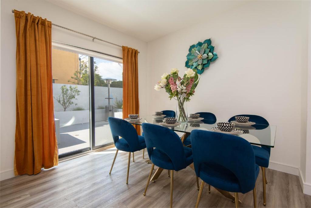 Regency Modern Apartments 1