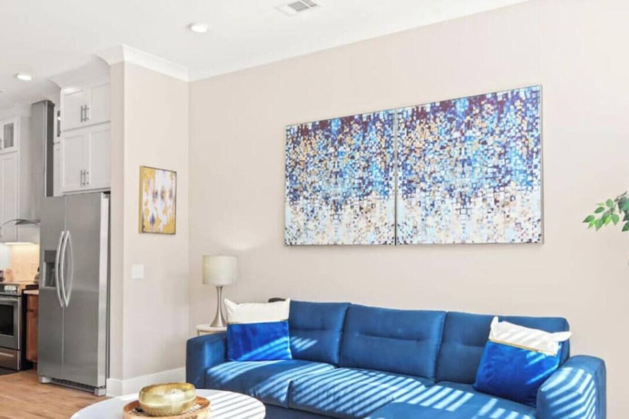 Reluxme| SouthPark 1BR Condo w/Prm Amenities 1