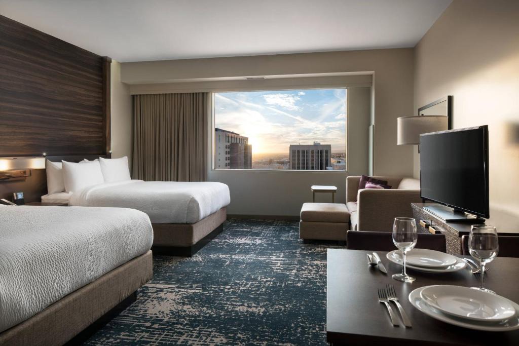 Residence Inn by Marriott Phoenix Downtown 1