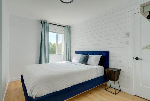 room with private bathroom 1