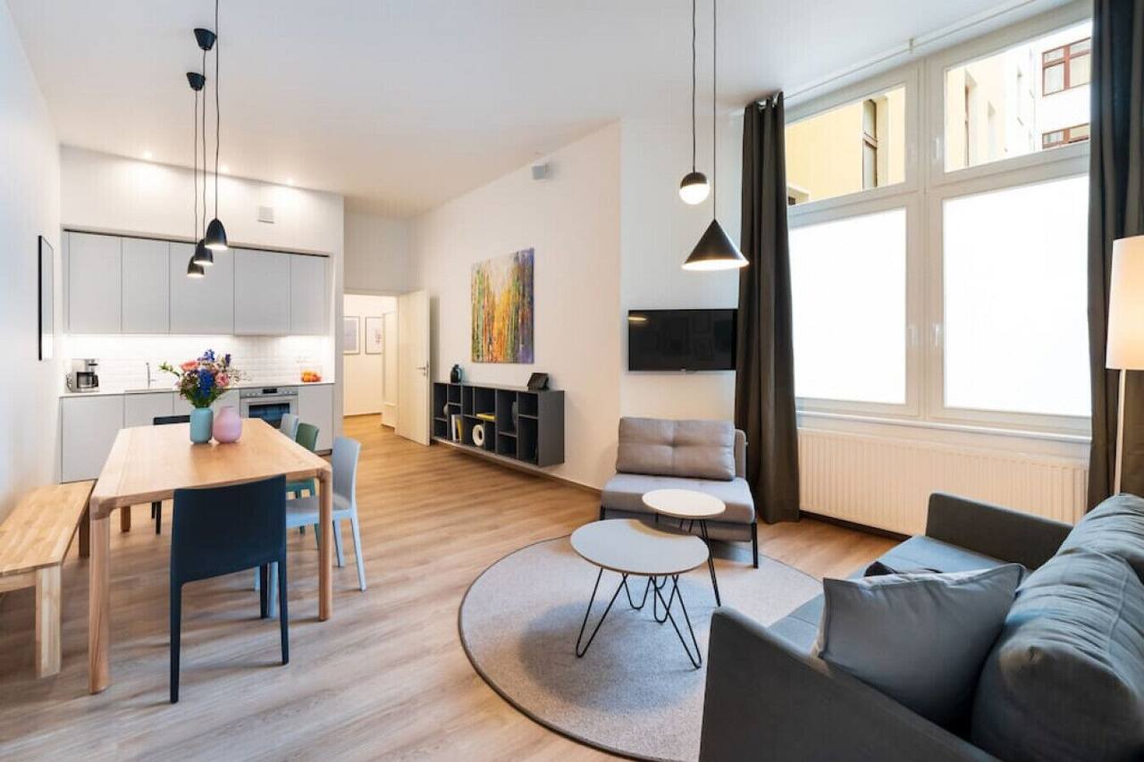 S4 - Apartment 0 · 4-Room Apartment 90sqm with barrier free access 1