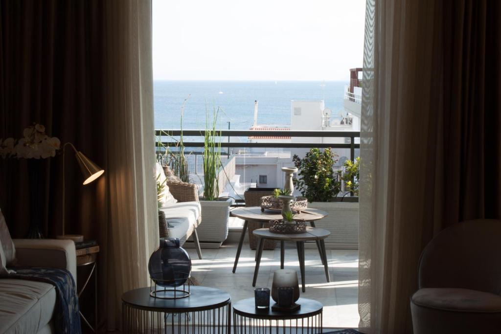 Sea view super romantic apartment 1