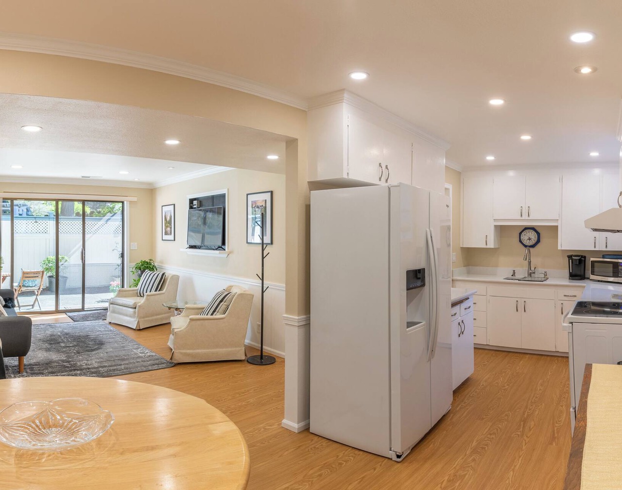 Secluded Private Suite in Bridle Trails – Near Major Tech & 25 Min to Seattle 1