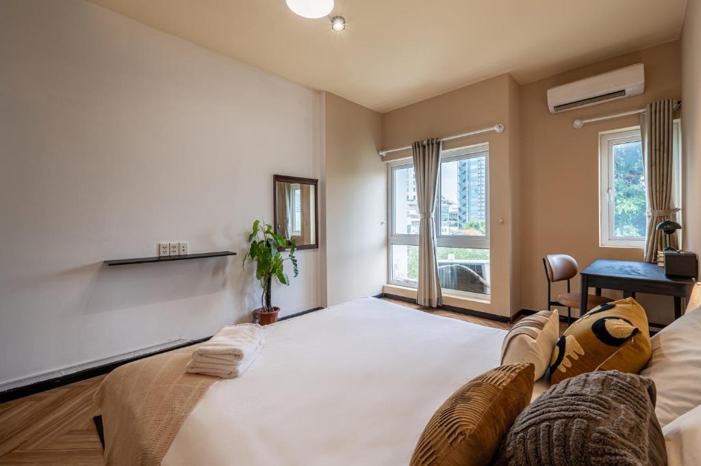 Serenity Center Saigon 1