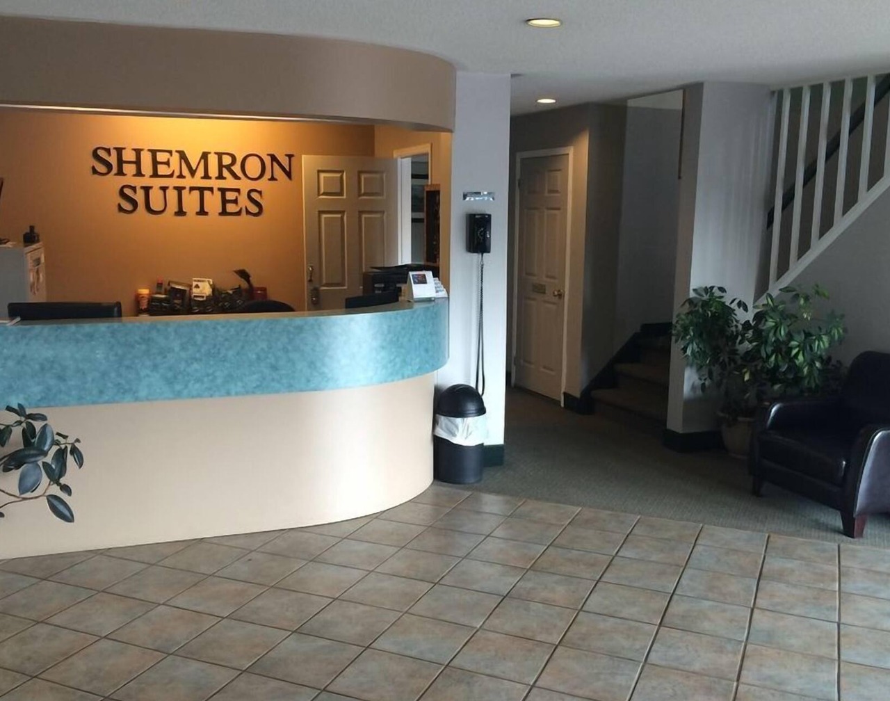 Shemron Suites Hotel 1