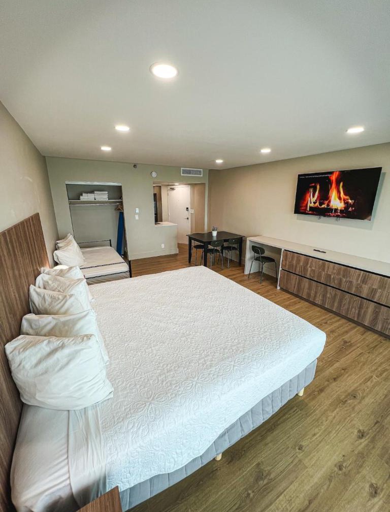 Shine Suites Studio 4 1
