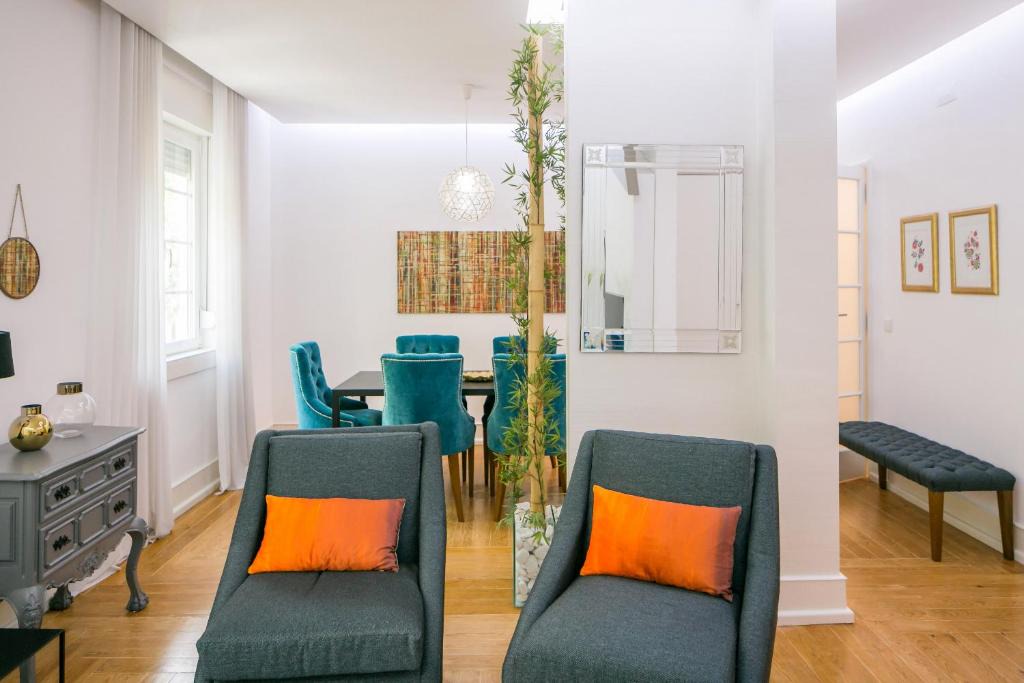 Spacious 2-Bed Apartment with Interior Terrace near Marquês de Pombal, Lisbon - TTL300 1