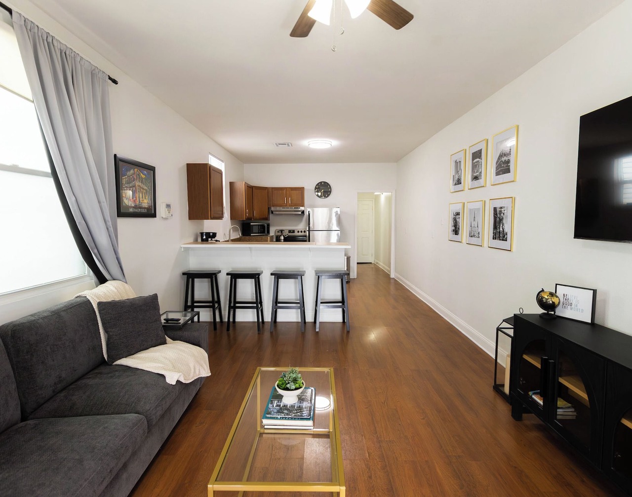 Spacious 2BR/1.5BA, by Ochsner Baptist & Touro, Furnished, WiFi, W/D & Parking 1