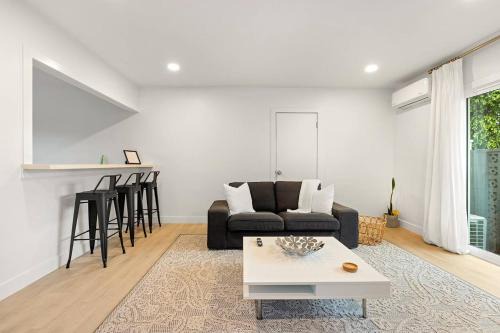 Spacious Apt w/1BR - City Center 1